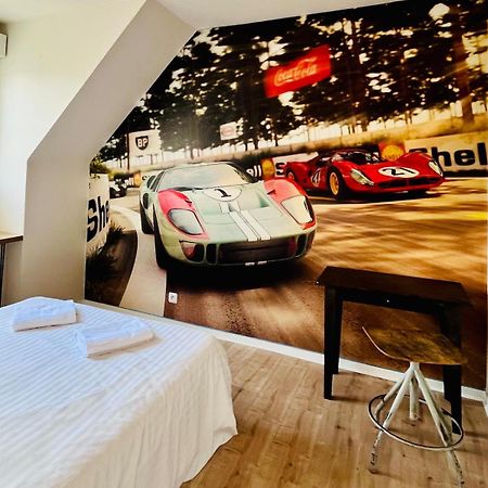 Man Cave Villa เลอม็องส์ ภายนอก รูปภาพ